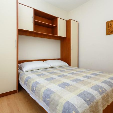 Apartman Jezevac Krk Town Εξωτερικό φωτογραφία