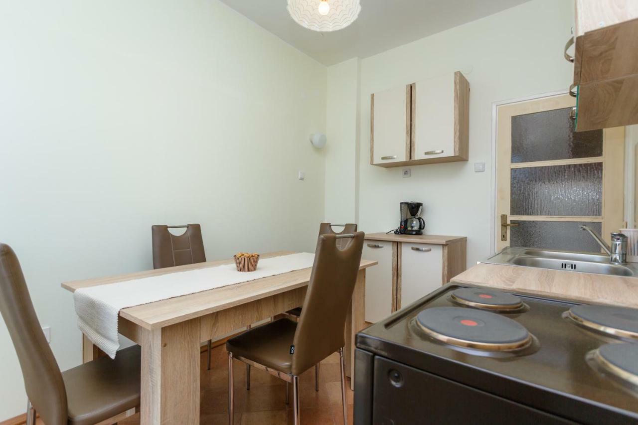 Apartman Jezevac Krk Town Εξωτερικό φωτογραφία