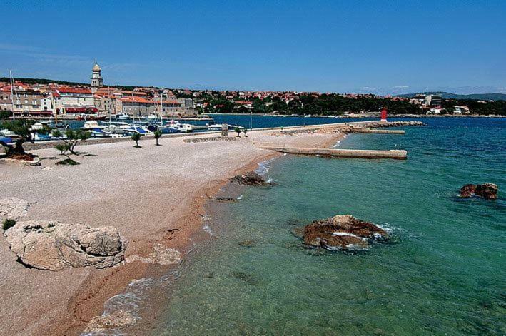 Apartman Jezevac Krk Town Εξωτερικό φωτογραφία