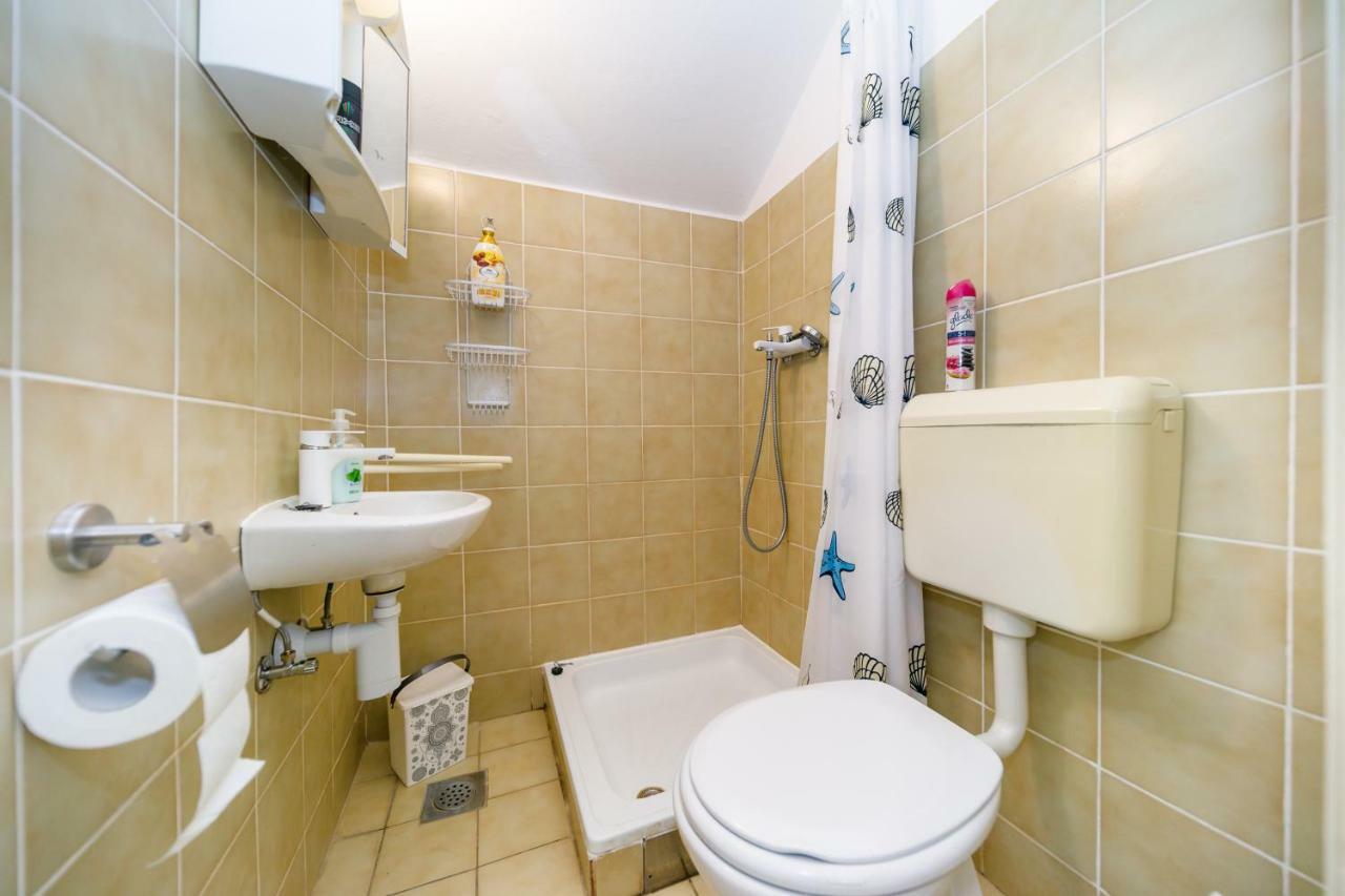 Apartman Jezevac Krk Town Εξωτερικό φωτογραφία